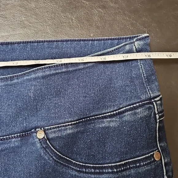 DG2 Women's Pull On Dark Blue Flare Jeans Size XL Casual Y2k Slimming High Rise - Picture 7 of 9